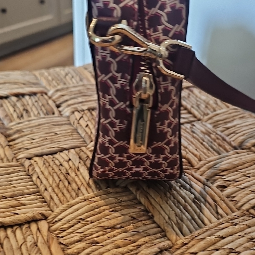 Kate Spade Crossbody Bag - Picture 4 of 8